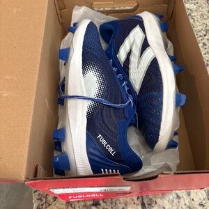 Men’s molded spikes